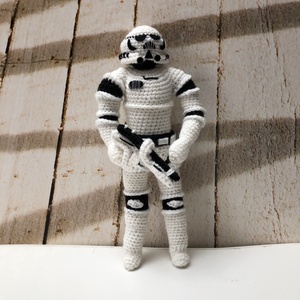 Soldat de asalt imperial - amigurumi - Artynos.ro