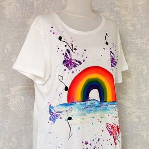 Tricou pictat manual, unicat - îmbrăcăminte și modă - haine damă - tricou și top de damă - Artynos.ro