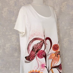  Tricou alb cu pictură florală, unicat - îmbrăcăminte și modă - haine damă - tricou și top de damă - Artynos.ro