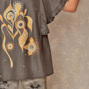 Camasa denim, gri, pictata, unicat - îmbrăcăminte și modă - haine damă - tricou și top de damă - Artynos.ro