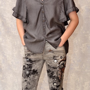 Camasa denim, gri, pictata, unicat - îmbrăcăminte și modă - haine damă - tricou și top de damă - Artynos.ro