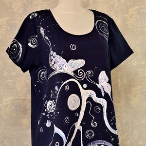  Tricou bleumarin cu pictură abstractă, unicat - îmbrăcăminte și modă - haine damă - tricou și top de damă - Artynos.ro