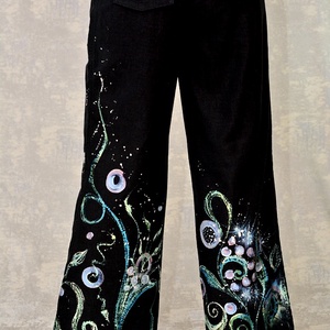 Pantaloni negri cu pictură florală, unicat - îmbrăcăminte și modă - haine damă - pantaloni damă - Artynos.ro