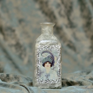 Vaza flori: Vintage Lady - Artynos.ro