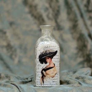 Vaza flori: Vintage Lady - Artynos.ro