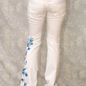 Pantaloni albi cu pictură abstractă, unicat - îmbrăcăminte și modă - haine damă - pantaloni damă - Artynos.ro