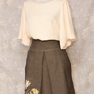 Fustă cu pictură florală, unicat - îmbrăcăminte și modă - haine damă - fustă damă - Artynos.ro