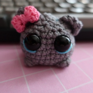 Crying Sad Hamster Breloc - jucării și echipamente pentru copii - plușuri - șoarece de pluș - Artynos.ro