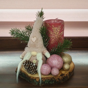 Aranjament decorativ de Crăciun cu spiriduș și lumânare  Roz și Auriu - crăciun - cadouri de moș crăciun - cadouri de moș crăciun - Artynos.ro