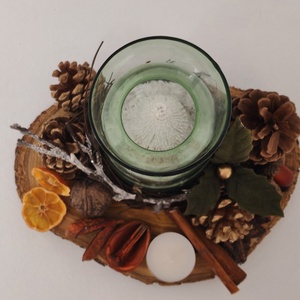 Aranjament festiv cu bradut in suport de sticla si baza de lemn natural, Craciun, Decoratiuni de Craciun de casa, Decor pentru masa de Craciun, Arta de sticla, Aranjament de flori, ARTYNOS