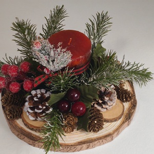 Aranjament Festiv cu Lumânare Roșie  Eleganță Naturală pentru Sărbători - crăciun - decorațiuni de advent - decor pentru masa de advent - Artynos.ro