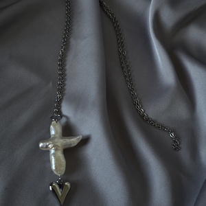 Colier cu lanț din oțel inoxidabil și perlă de cultură - bijuterii - coliere - coliere cu pandative - Artynos.ro