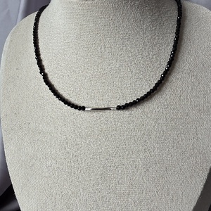 Colier din margele negre, Bijuterii, Coliere, Coliere din margele, Altele, ARTYNOS