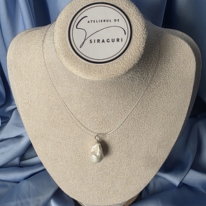 Colier cu fir transparent și perlă barocă - bijuterii - coliere - coliere din mărgele - Artynos.ro