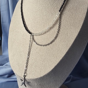 Colier din mărgele negre și transparente cu lanț din oțel inoxidabil - bijuterii - coliere - coliere din mărgele - Artynos.ro