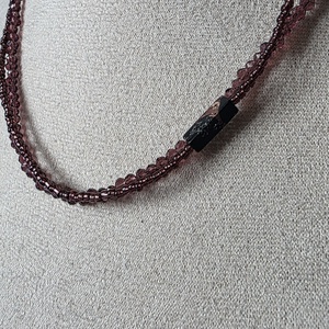 Colier din margele maro - bijuterii - coliere - coliere din mărgele - Artynos.ro