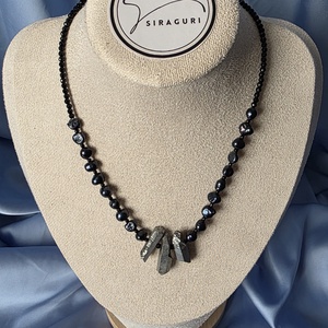 Colier din perle de cultura negre  - bijuterii - coliere - coliere din mărgele - Artynos.ro