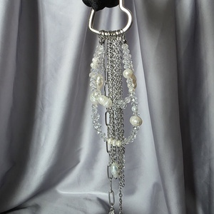 Breloc din oțel inoxidabil  si margele transparente și perle de cultura - Artynos.ro