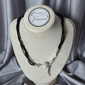 Colier din mărgele negre, hematit și perlă de cultură barocă - bijuterii - coliere - coliere din mărgele - Artynos.ro