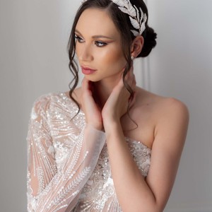 Isabella bentiță de mireasă ornament de păr de nuntă - accesorii nuntă - ornamente de păr de nuntă - bentițe de nuntă - Artynos.ro