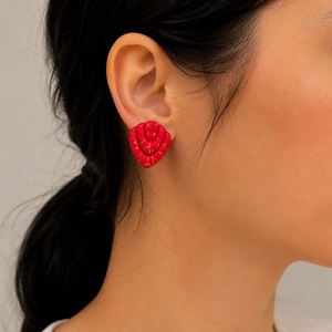 Cercei handmade din Fimo � Rosu cu foita aurie - Artynos.ro