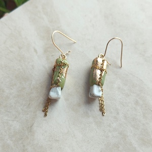 Cercei Olive Lant Aur filat 14K Piatra Howlit Eleganti Design Unicat - bijuterii - cercei - cercei din aur - Artynos.ro