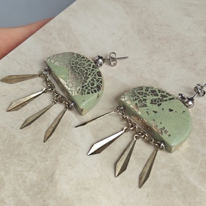 Cercei Statement Olive - Decoratiuni Geometrice Metalice Vintage Reciclate - Witchy Fantezie - bijuterii - cercei - cercei lungi - Artynos.ro