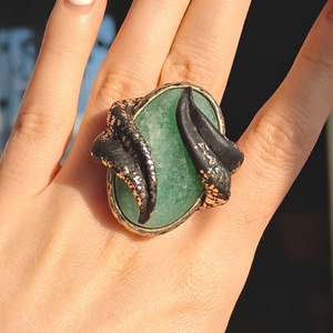Inel Oval Statement Maximalist - Decoratiune Metalica Vintage Reciclata - Bijuterie Witchy Handmade Fantezie , Bijuterii, Coliere, Coliere din pietre semipretioase, Confectionarea bijuteriilor, Inel design unicat ( nu realizez produse in serie si nici pe comanda, nu repet niciodata un design ..., ARTYNOS
