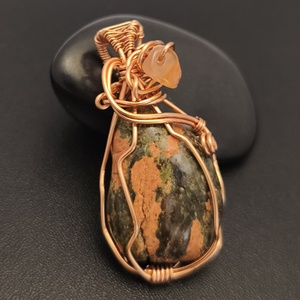 Pandantiv cupru si unakit - Artynos.ro