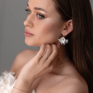Cercei de mireasă Lorenza - accesorii nuntă - bijuterii mireasă - cercei mireasă - Artynos.ro