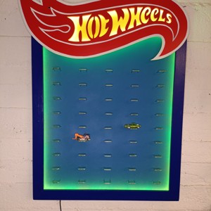 Hot Wheels masini de stocare de perete cu iluminat condus -  - Artynos.ro