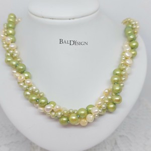 Colier cu 3 randuri de perle cultivate galben-verde, , , ARTYNOS