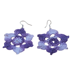 Cercei crosetati din bumbac model floare - bijuterii - cercei - cercei croșetați - Artynos.ro