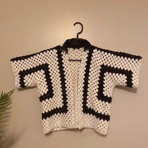 Cardigan cu mâneci scurte - Artynos.ro