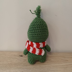 Croșetat Grinch - crăciun - decorațiuni de crăciun de casă - spiriduși de crăciun - Artynos.ro