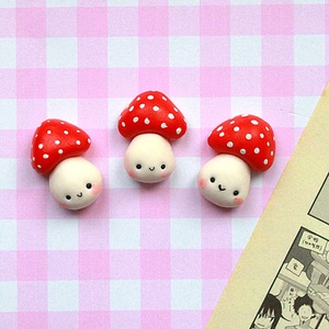 Insigna Ciupercuta, Bijuterii, Martisor, Altele, ARTYNOS