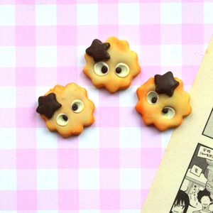 Insigna Soot Sprites Cookie, Bijuterii, Martisor, Altele, ARTYNOS