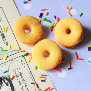 Insigna gogoasa zahar, Bijuterii, Martisor, Altele, ARTYNOS