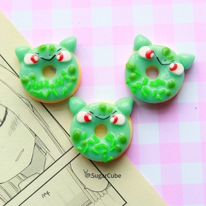 Insigna Pokemon Donut - bijuterii - mărțișor - Artynos.ro