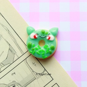 Insigna Pokemon Donut - bijuterii - mărțișor - Artynos.ro