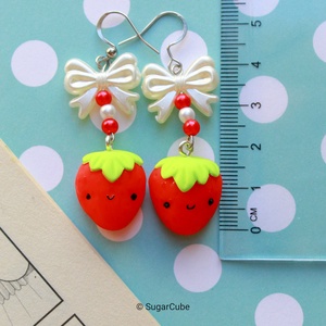 Cercei capsuni - bijuterii - cercei - cercei cu figurine - Artynos.ro