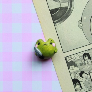 Insigna Broscuta nervoasa  - bijuterii - broșe - Artynos.ro