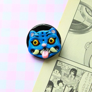 Insigna Derpy tiger - bijuterii - broșe - Artynos.ro