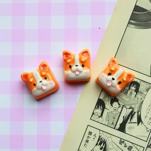 Keycaps Corgi - arte vizuale și accesorii  - sculptură - sculpturi și figurine din ceramică - Artynos.ro