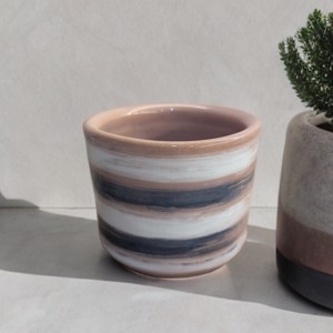 Ghiveci de flori din ceramica cu dungi, , , ARTYNOS