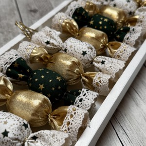 Bomboane saloane textile / set de 10/ -  - Artynos.ro