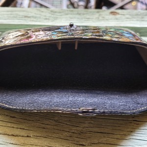 Culori de grădină - husă din piele pentru ochelari -  - Artynos.ro