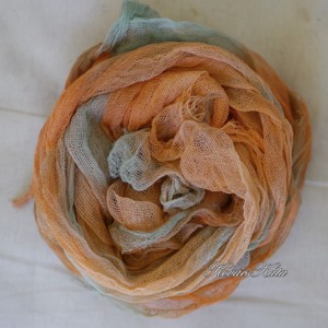 MULL-KENDŐ / portocaliu-batik - eșarfă din tifon batiked - îmbrăcăminte și modă - eșarfe, pălării, fularuri - eșarfe - Artynos.ro