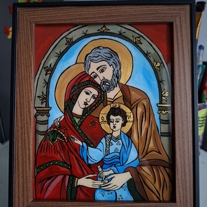 Icoana Sfanta familie pictata manual, pe sticla - arte vizuale și accesorii  - picturi - pictură pe sticlă - Artynos.ro