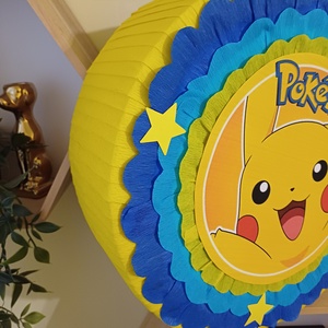 Piñata pinata Pokemon Pichachu  - jucării și echipamente pentru copii - jocuri de mișcare - Artynos.ro